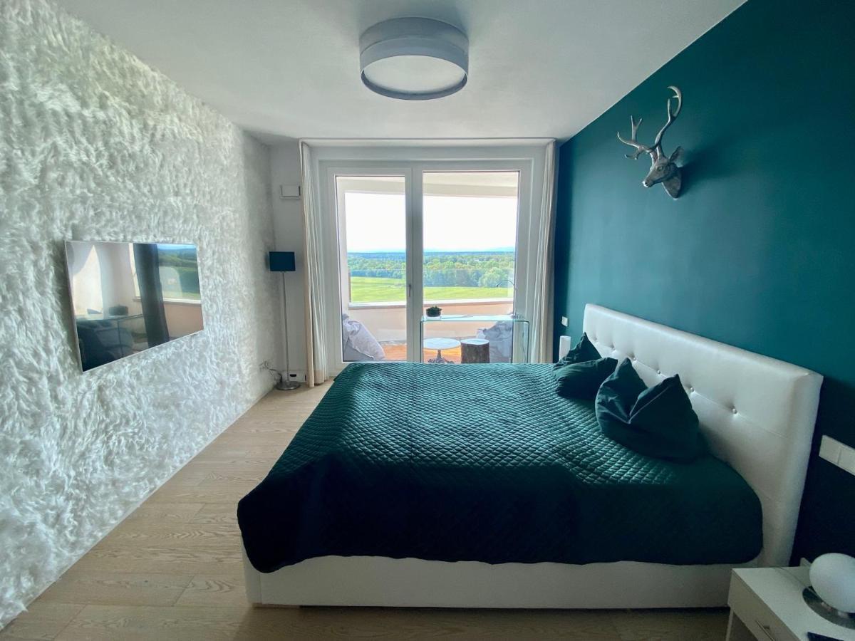 Alpen-Panorama Suite - Einzigartige Privatsuite Hoch Ueber Muenchen, 12Tes Og, Alpenblick, Loggia, Whirlpool, 15 Minuten Zum Zentrum, Ruhe Und Erholung In Der Stadt Muenchen Fuer Privat Und Geschaeftlich Reisende Εξωτερικό φωτογραφία