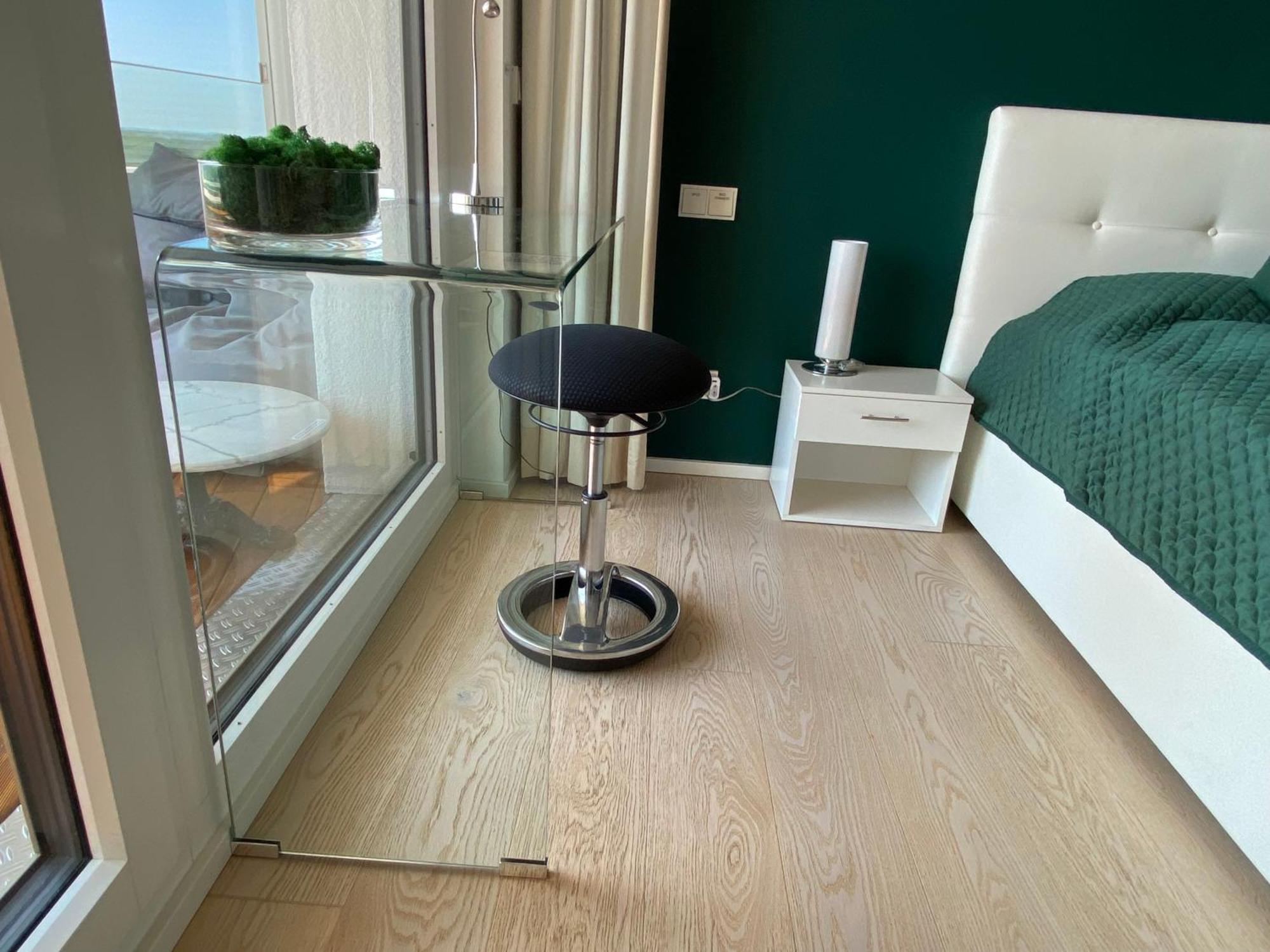 Alpen-Panorama Suite - Einzigartige Privatsuite Hoch Ueber Muenchen, 12Tes Og, Alpenblick, Loggia, Whirlpool, 15 Minuten Zum Zentrum, Ruhe Und Erholung In Der Stadt Muenchen Fuer Privat Und Geschaeftlich Reisende Εξωτερικό φωτογραφία